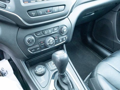 Certified 2023 Jeep Cherokee Altitude Lux w/ Lux Elite Package image 19