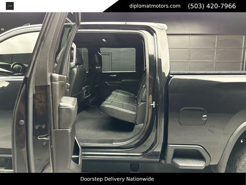 Used 2022 Chevrolet Silverado 2500 High Country w/ Z71 Off-Road Package image 20