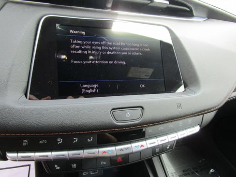 Used 2021 Cadillac XT4 Sport w/ Sun And Sound Package AWD/4WD image 14