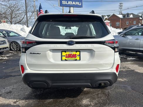 Used 2025 Subaru Forester image 6