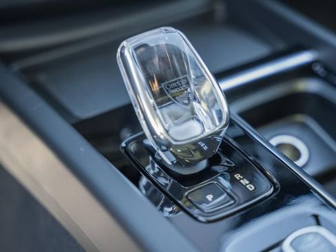 New 2027 Volvo XC60 B5 Ultra AWD/4WD image 27
