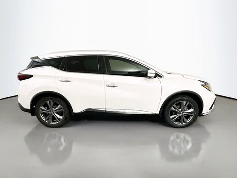 Used 2019 Nissan Murano Platinum image 4