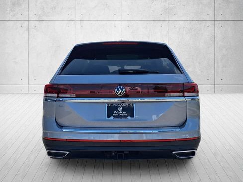 Used 2026 Volkswagen Atlas SE FWD image 6