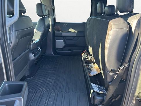 Used 2021 Ford F150 Lariat image 21