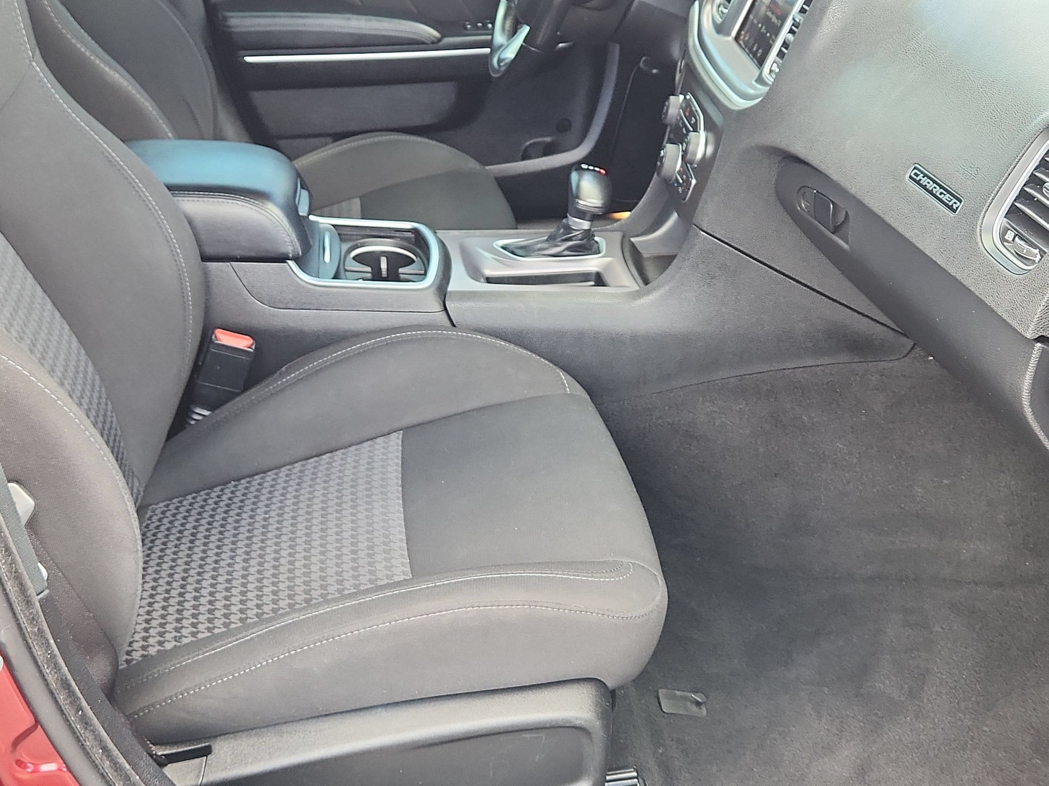 Used 2022 Dodge Charger GT RWD image 11