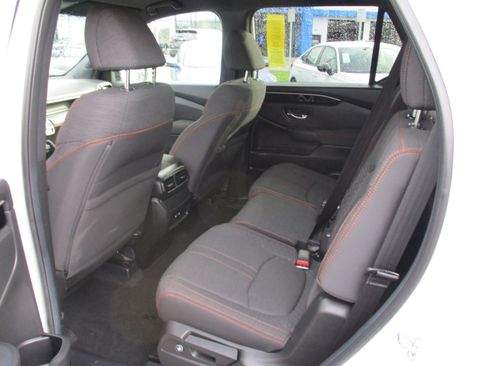 Certified 2025 Honda Pilot Sport image 11