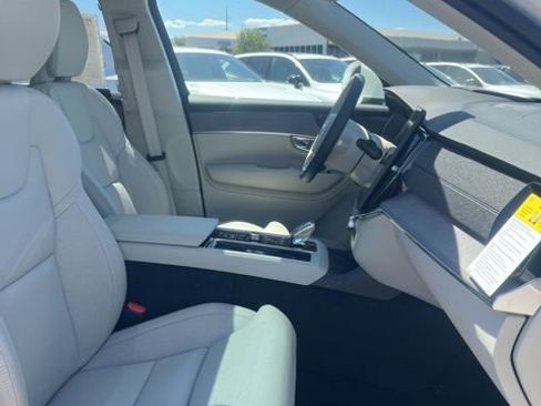 New 2026 Volvo XC90 T8 Ultra w/ Protection Package Premier image 31
