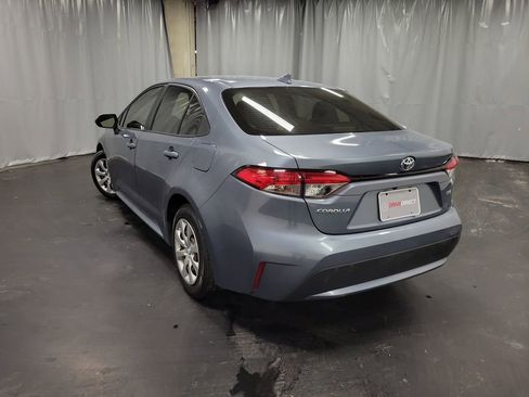 Used 2020 Toyota Corolla LE image 6
