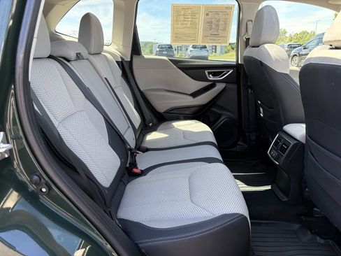 Used 2023 Subaru Forester Premium AWD/4WD image 29