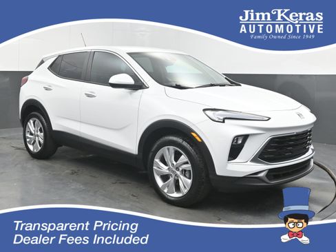 Used 2025 Buick Encore GX Preferred AWD/4WD image 1