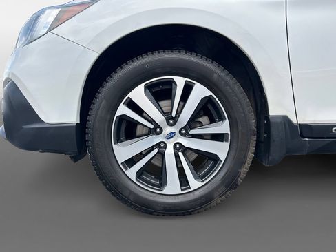 Used 2018 Subaru Outback 2.5i Limited w/ Popular Package #2 AWD/4WD image 15