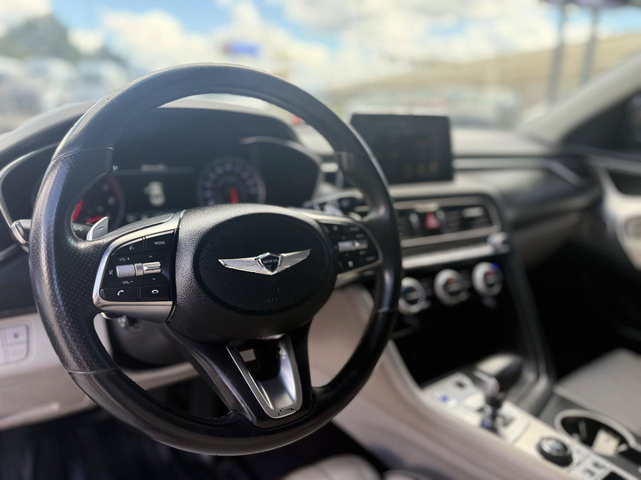 Used 2019 Genesis G70 2.0T Advanced w/ Dynamic Package RWD image 13