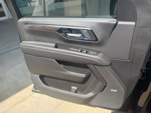 New 2026 Chevrolet Suburban Premier AWD/4WD image 22