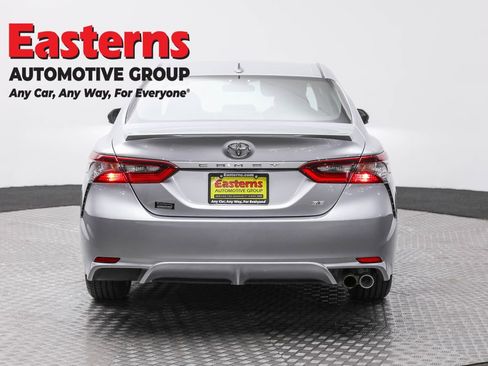 Used 2024 Toyota Camry SE FWD image 6