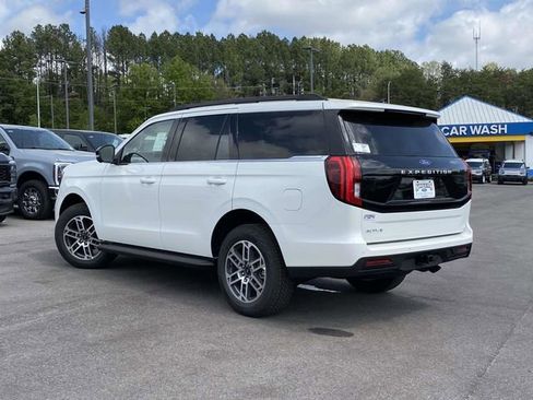 New 2026 Ford Expedition Active AWD/4WD image 5