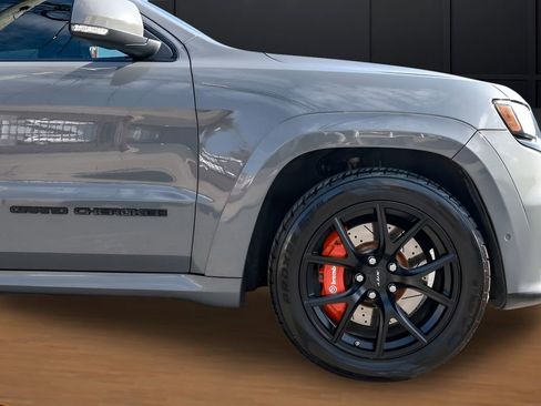 Used 2020 Jeep Grand Cherokee SRT AWD/4WD image 12