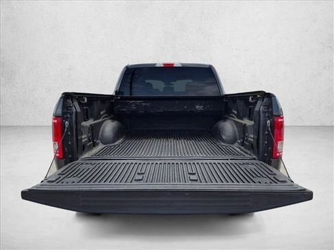 Used 2016 Ford F150 XLT RWD image 6