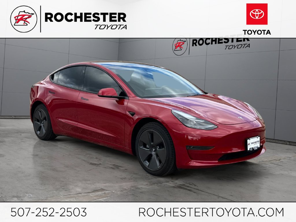 Used 2023 Tesla Model 3 Standard Range RWD image 1