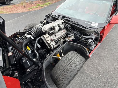 Used 1988 Chevrolet Corvette Coupe RWD image 21