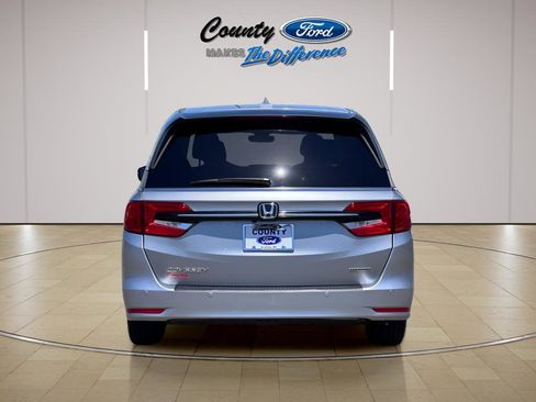 Used 2023 Honda Odyssey Touring image 4