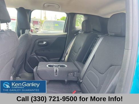 Used 2021 Jeep Renegade Latitude w/ Convenience Group AWD/4WD image 9
