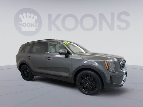 Used 2022 Kia Telluride SX w/ Nightfall Edition Package AWD/4WD image 10