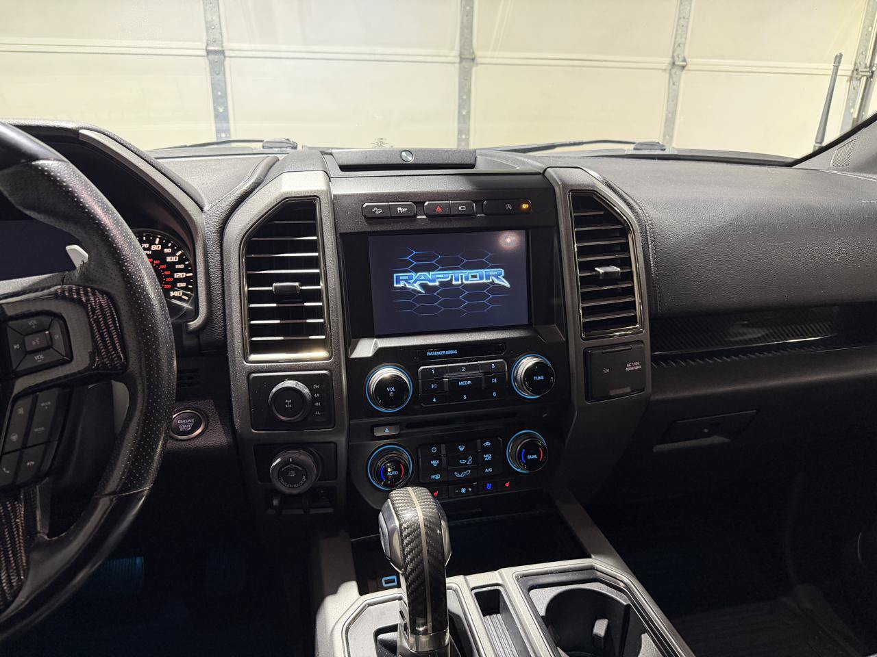 Used 2018 Ford F150 Raptor w/ Equipment Group 802A Luxury AWD/4WD image 14