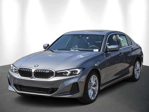 Used 2025 BMW 330i xDrive Sedan image 3