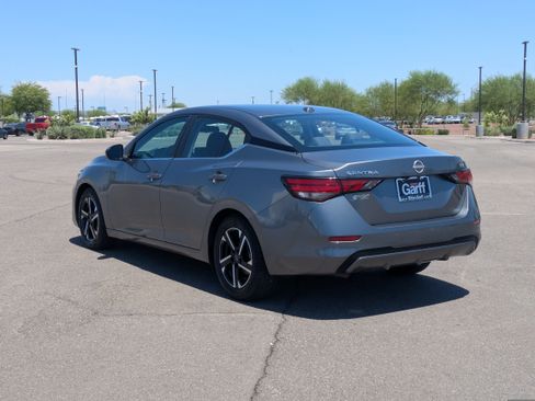 Used 2024 Nissan Sentra SV FWD image 3