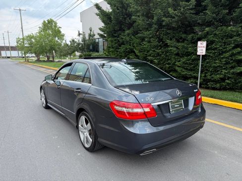 Used 2011 Mercedes-Benz E 350 4MATIC Sedan image 11
