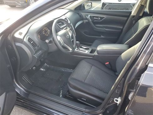 Used 2018 Nissan Altima 2.5 S w/ S Convenience Package image 15