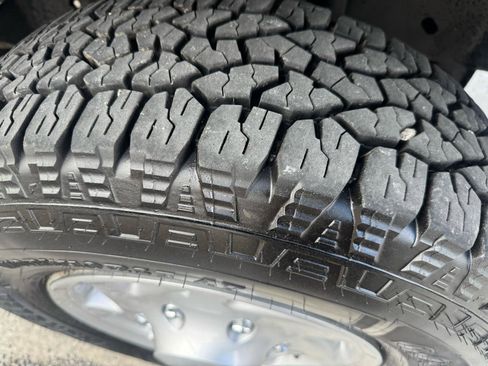 Used 2012 Ford E-350 and Econoline 350 Extended Super Duty w/ Insulation Pkg image 7