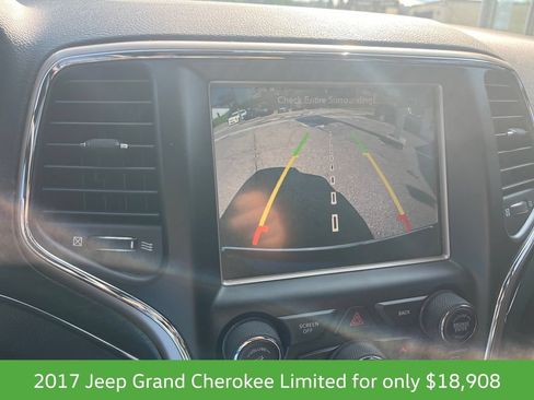 Used 2017 Jeep Grand Cherokee Limited AWD/4WD image 24