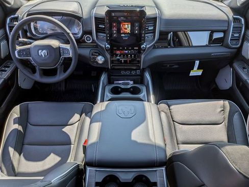 New 2026 RAM 1500 Laramie AWD/4WD image 19