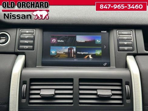 Used 2017 Land Rover Discovery Sport SE AWD/4WD image 14