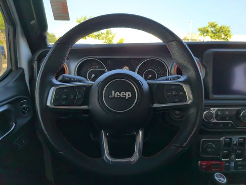 Used 2023 Jeep Gladiator Mojave w/ Cold Weather Group AWD/4WD image 21
