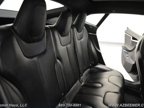 Used 2016 Tesla Model S AWD image 23