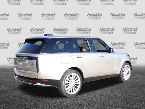 Used 2023 Land Rover Range Rover First Edition image 9