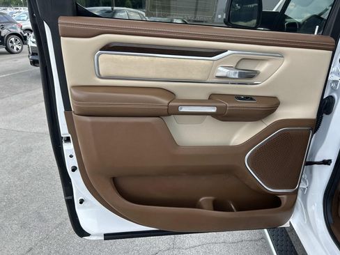 Used 2021 RAM 1500 Laramie AWD/4WD image 29