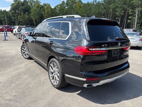 Used 2021 BMW X7 xDrive40i w/ Luxury Seating Package AWD/4WD image 2