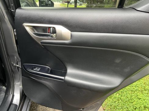 Used 2015 Lexus CT 200h FWD image 22