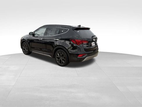 Used 2017 Hyundai Santa Fe Sport FWD image 8