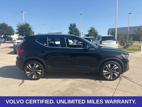 Used 2024 Volvo XC40 B5 Ultimate AWD/4WD image 4