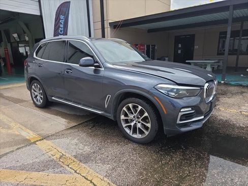Used 2019 BMW X5 xDrive40i w/ Premium Package 2 AWD/4WD image 4