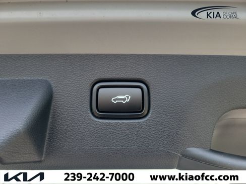 New 2026 Kia Sportage SX FWD image 11