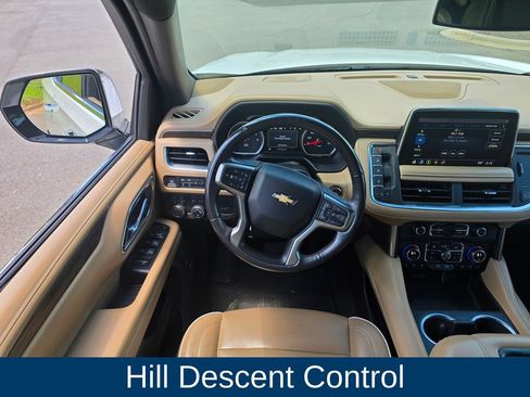 Used 2021 Chevrolet Tahoe Premier AWD/4WD image 19