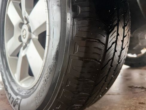 Used 2012 Nissan Pathfinder SV image 26