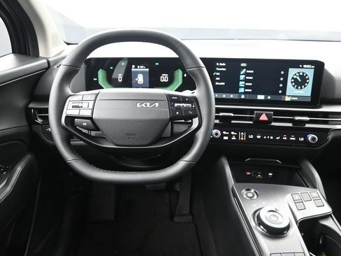 New 2027 Kia Sportage S FWD image 31