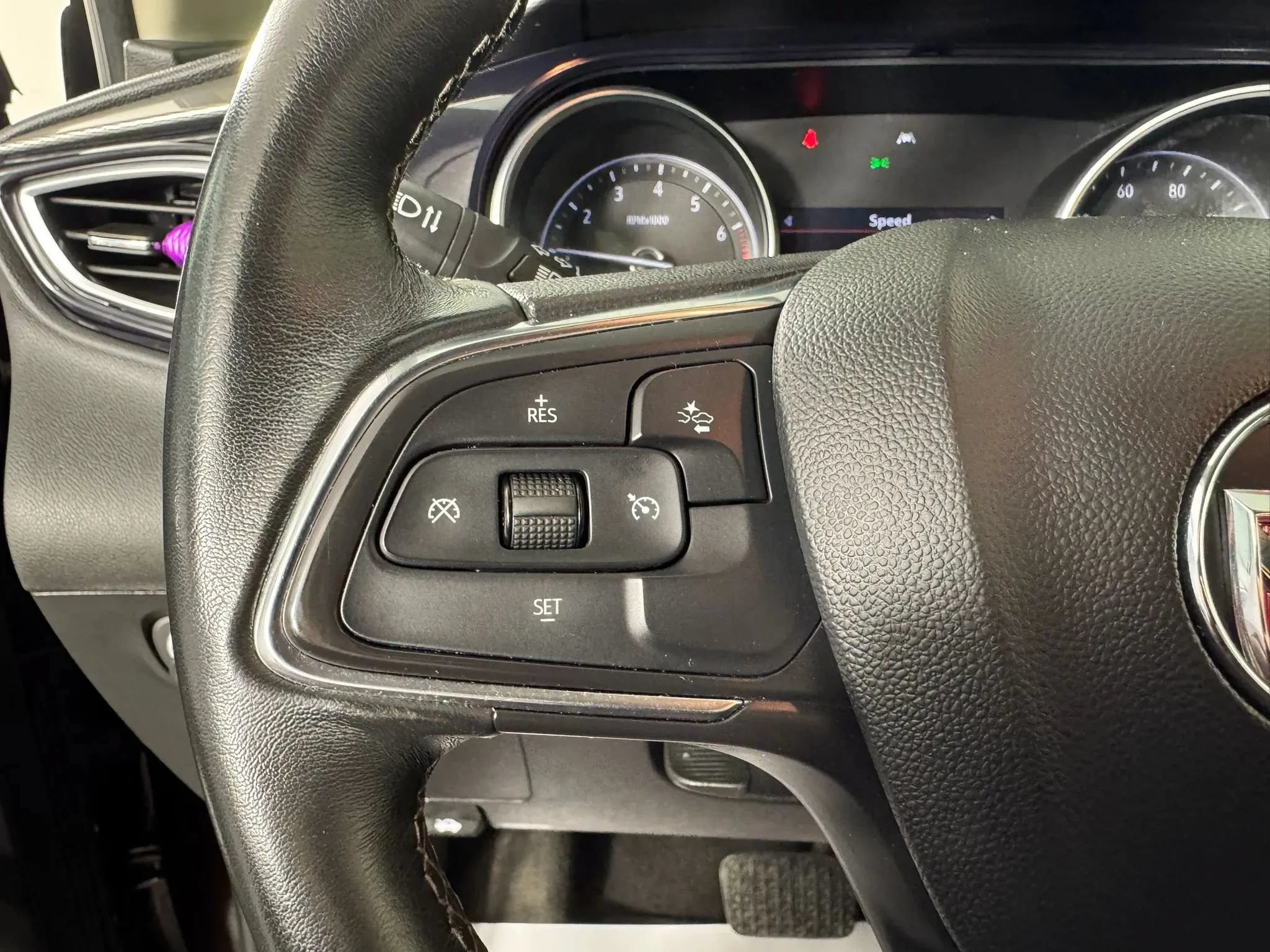 Used 2023 Buick Encore GX Preferred w/ Cold Weather Comfort Package FWD image 15