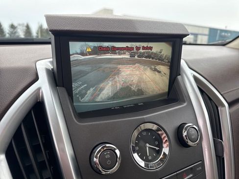 Used 2012 Cadillac SRX Luxury image 19